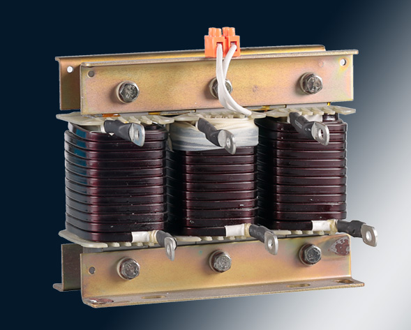 NMCKSG低壓 NMCKSC高壓電容器串聯(lián)電抗器在補(bǔ)償容性無(wú)功功率的時(shí)候，往往會(huì)受到諧波電流，合閘涌流及操作過(guò)電壓的影響，造成電容器損壞和功率因數(shù)降低，為此需…